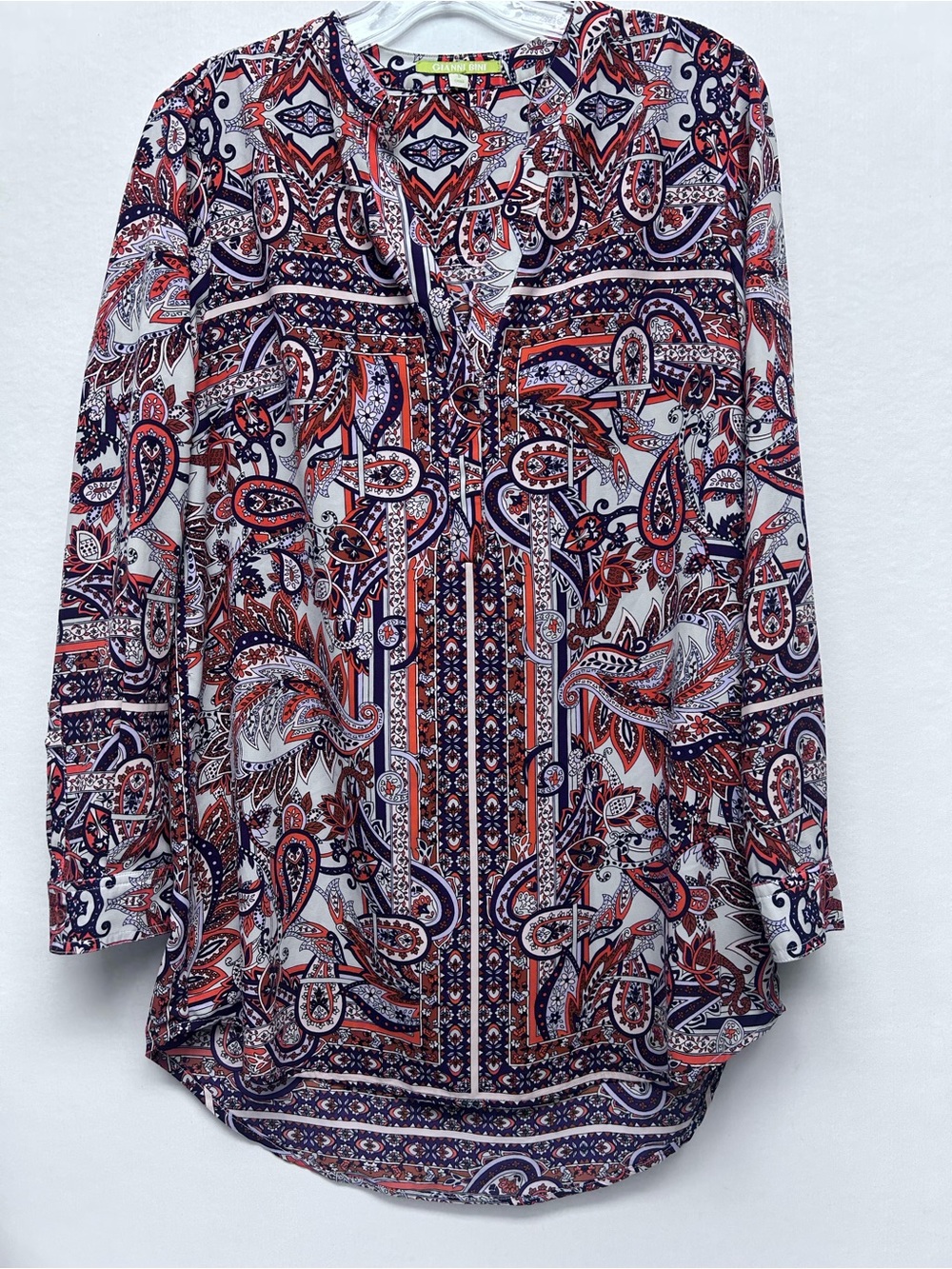 Women’s Paisley V-Neck Tunic Top multicolored